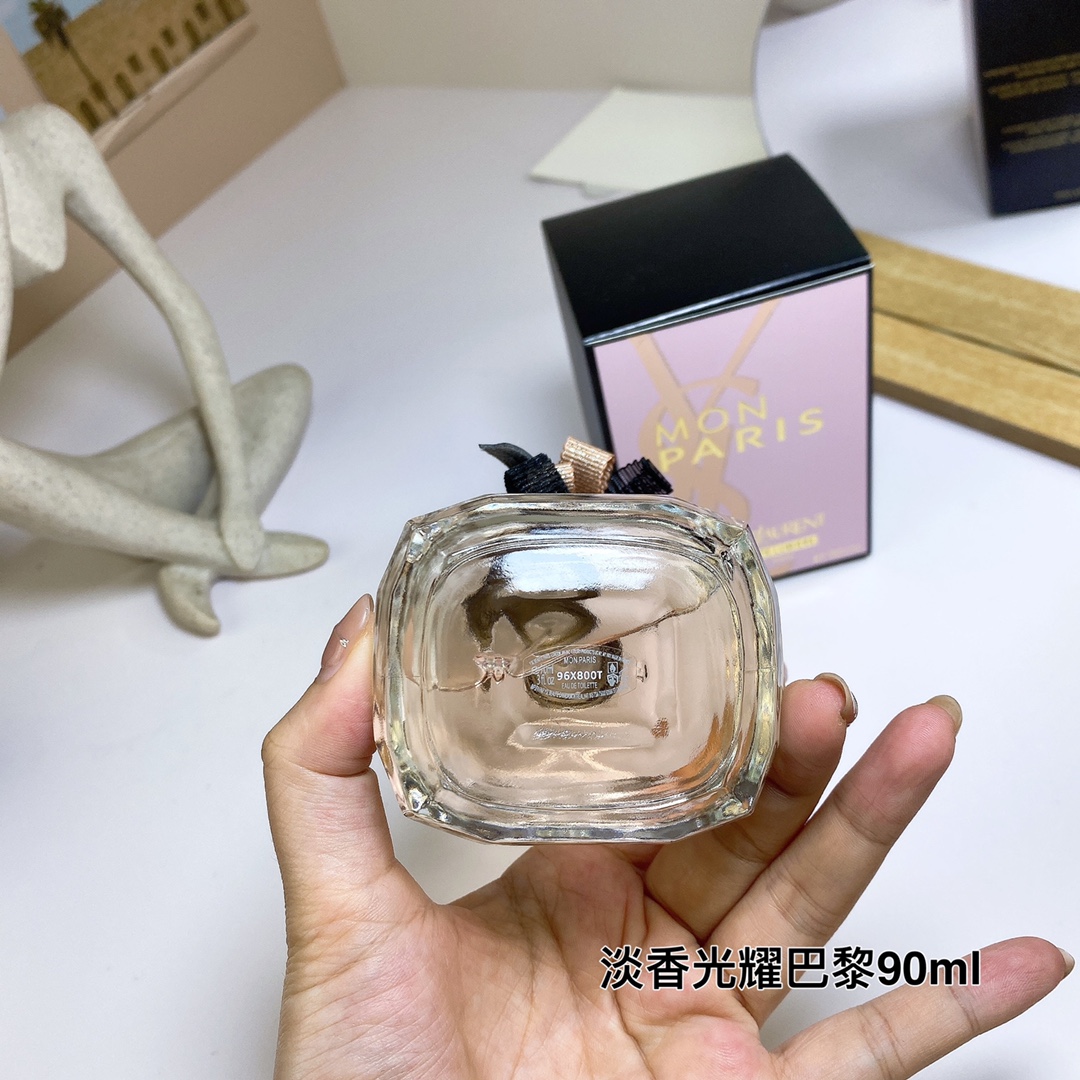 Saint Laurent perfume